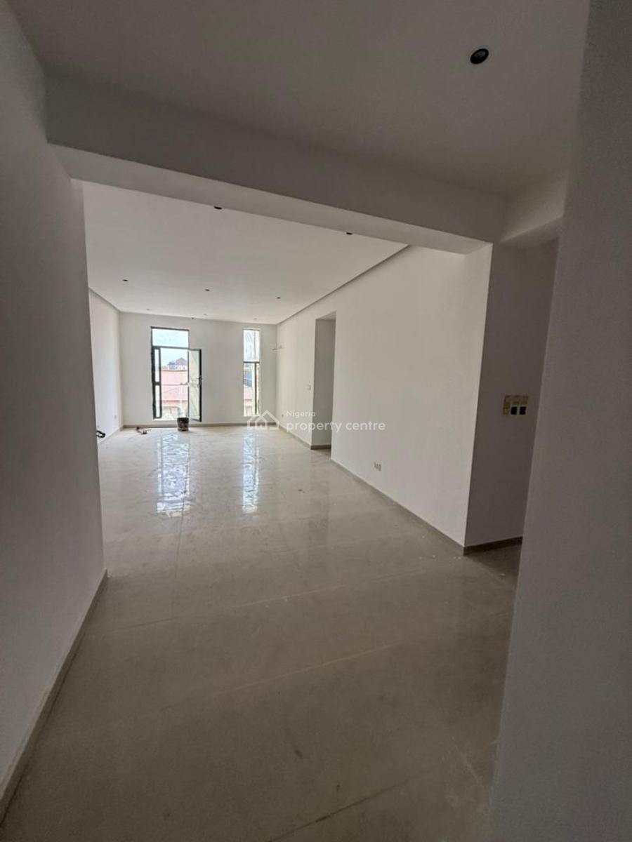 Newly Built 2 Bedroom Apartment in Lekki Phase 1, Off Admirality Way, Lekki Phase 1, Lekki, Lagos, Flat / Apartment for Sale