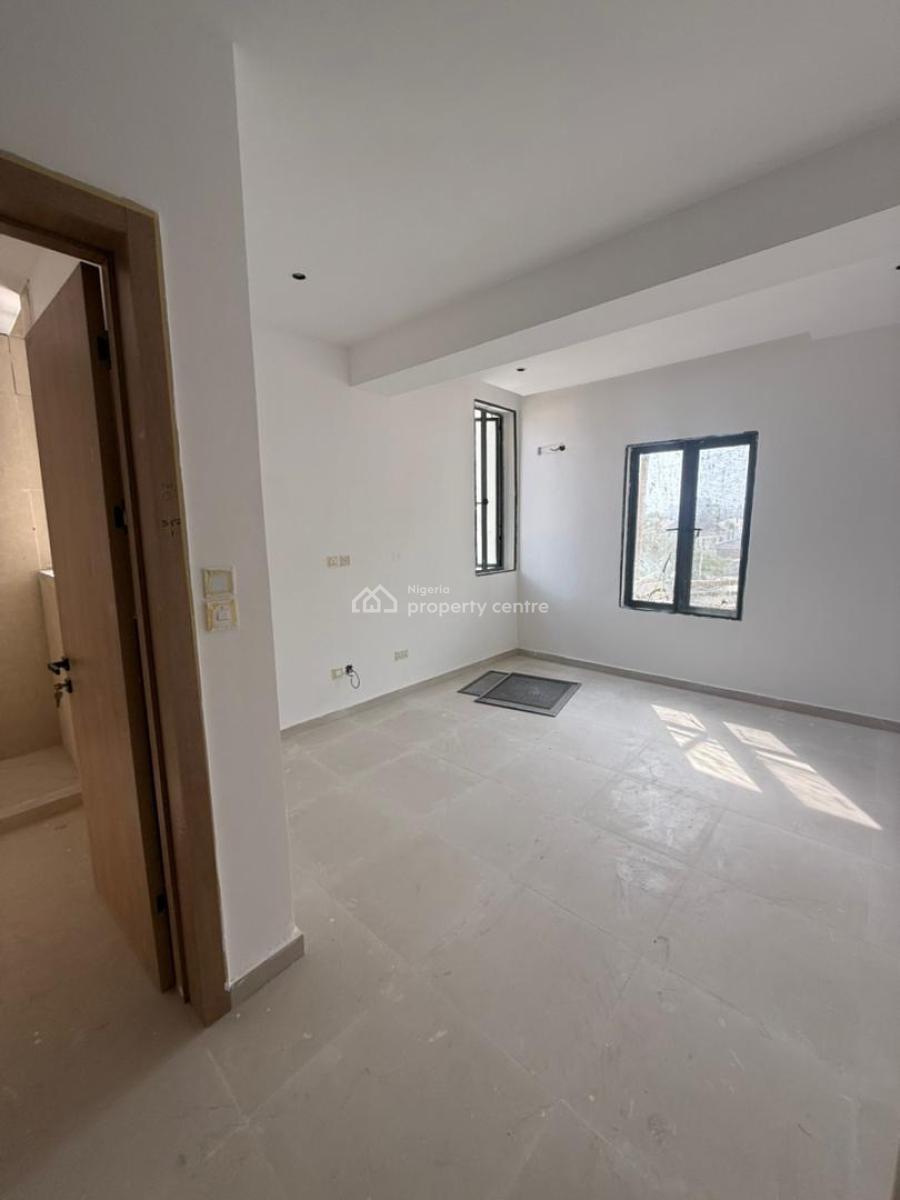 Newly Built 2 Bedroom Apartment in Lekki Phase 1, Off Admirality Way, Lekki Phase 1, Lekki, Lagos, Flat / Apartment for Sale