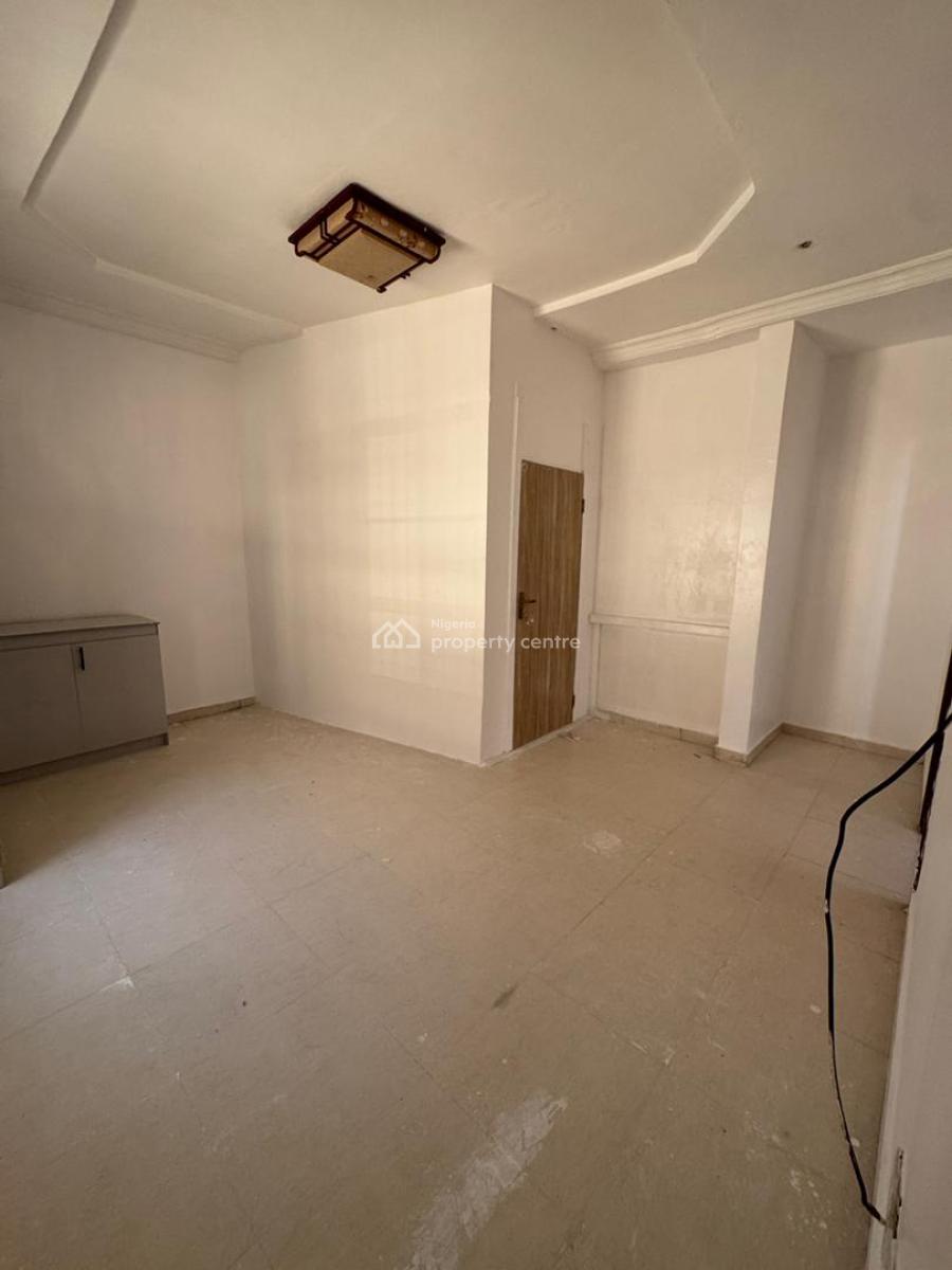 Spacious and Clean Miniflat in a Serene Estate, Chevron, Bera Estate, Lekki, Lagos, Mini Flat (room and Parlour) for Rent