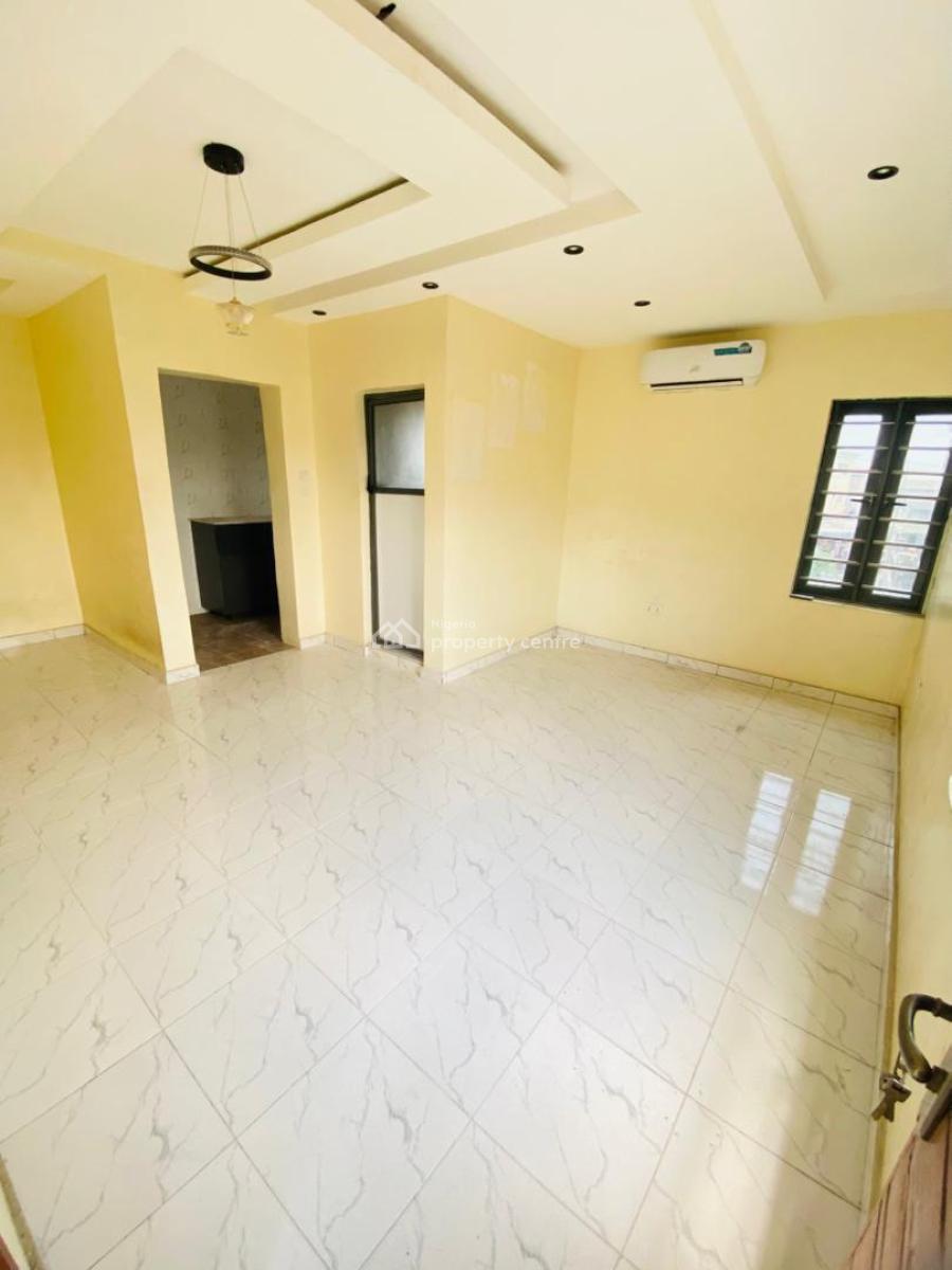 Luxury Studio Apartment with Modern Facilites, Bariga, Shomolu, Lagos, Self Contain (single Rooms) for Rent