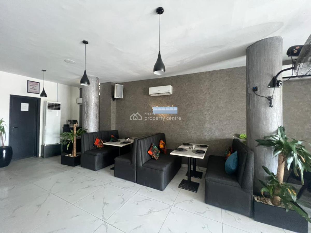 Eatery Restaurant Bar, Admiralty Way, Lekki Phase 1, Lekki, Lagos, Restaurant / Bar for Sale