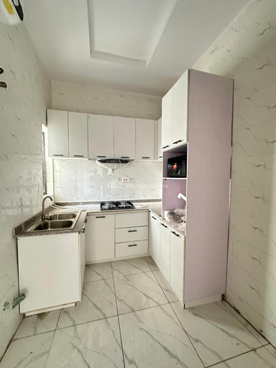 1 Bedroom Apartment, Mobil, Ilaje, Ajah, Lagos, Flat / Apartment for Sale