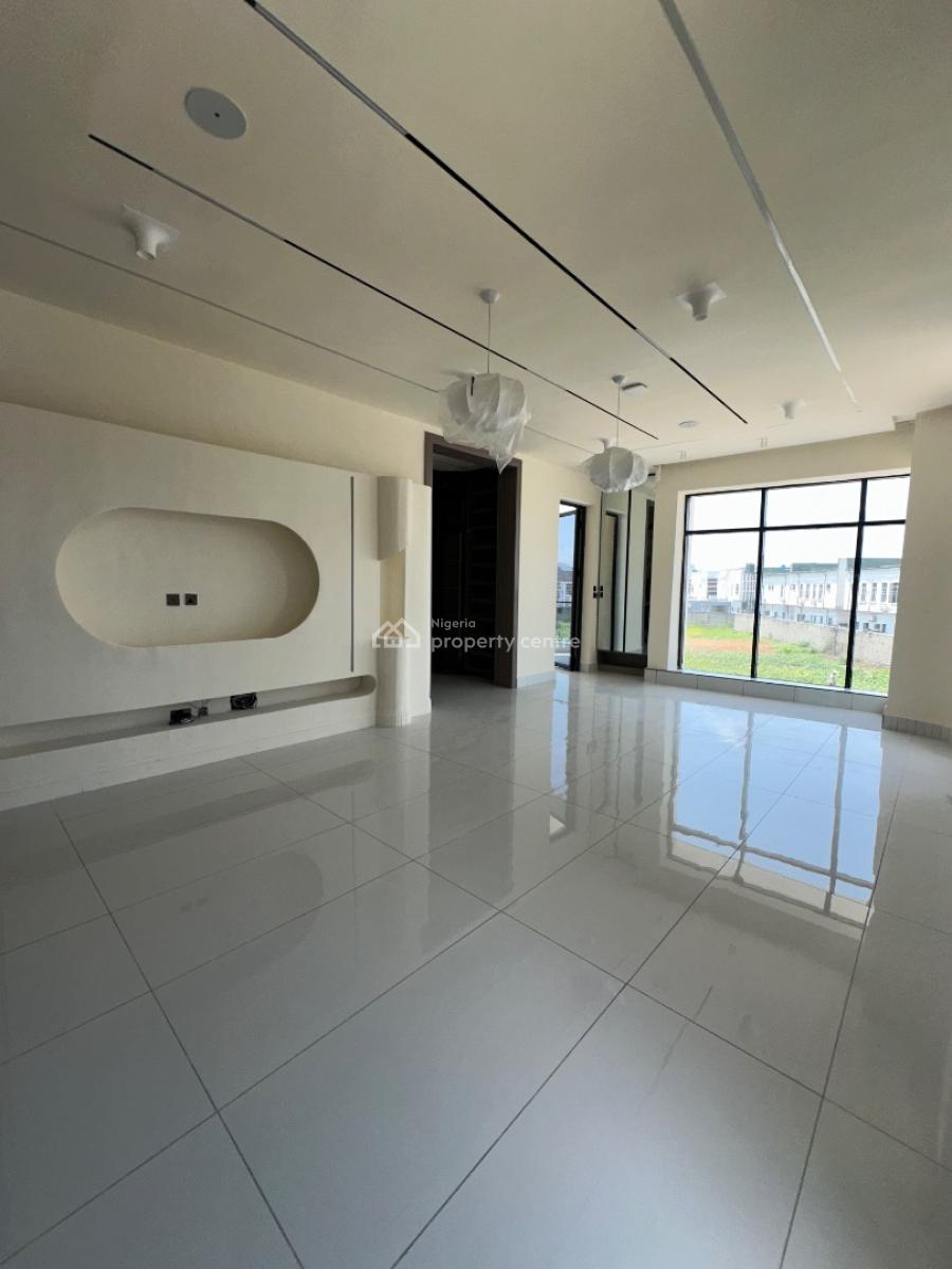 Exclusively 5 Bedroom Detached Duplex with Bq & Pool, Lekki, Lagos, Detached Duplex for Sale