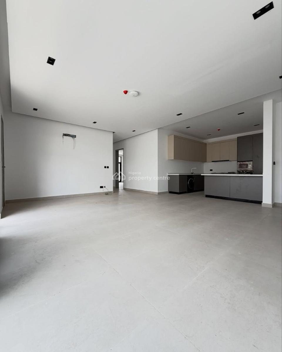 Three Bedroom Apartment, Lekki Phase 1, Lekki, Lagos, Block of Flats for Sale