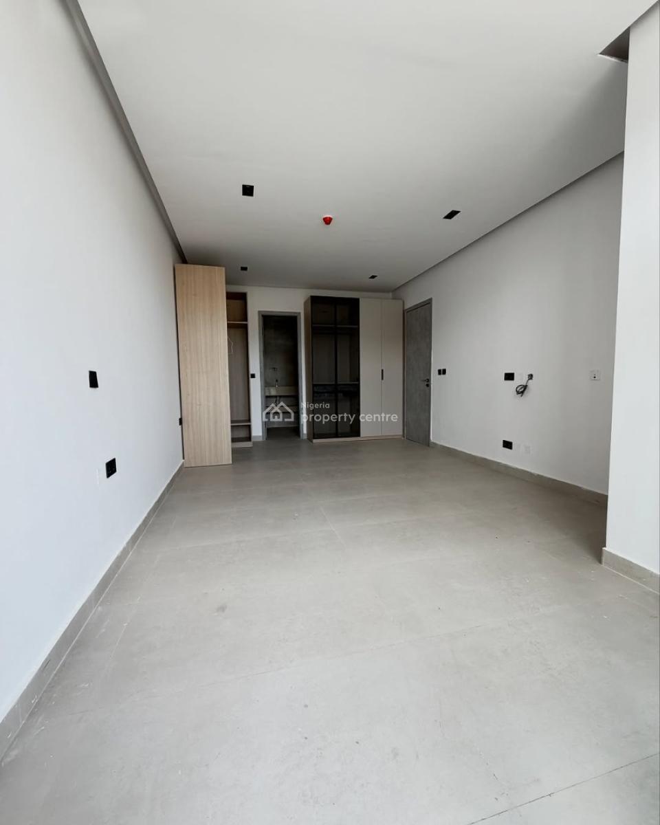 Three Bedroom Apartment, Lekki Phase 1, Lekki, Lagos, Block of Flats for Sale