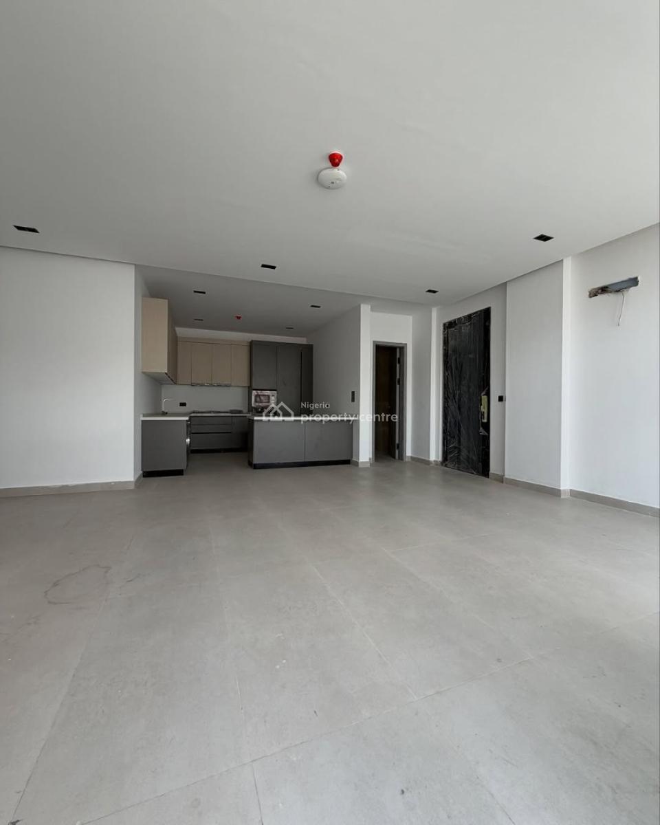 Three Bedroom Apartment, Lekki Phase 1, Lekki, Lagos, Block of Flats for Sale