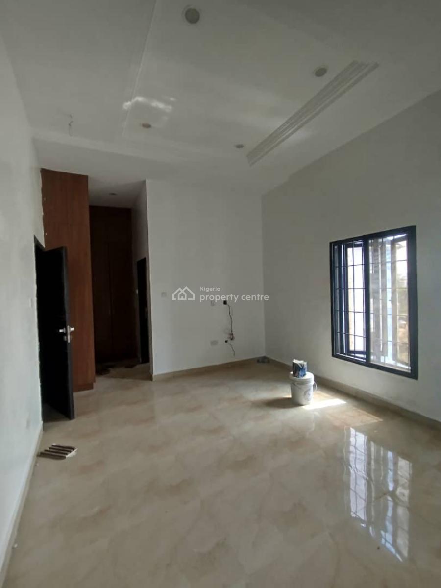 Lovely 3 Bedrooms Apartment on The Last Floor, Jahi, Abuja, Flat / Apartment for Rent