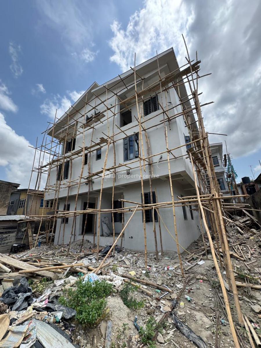 Nicely Built 4 Bedroom Semi Detached Duplex with Bq, Gbagada, Lagos, Semi-detached Duplex for Sale