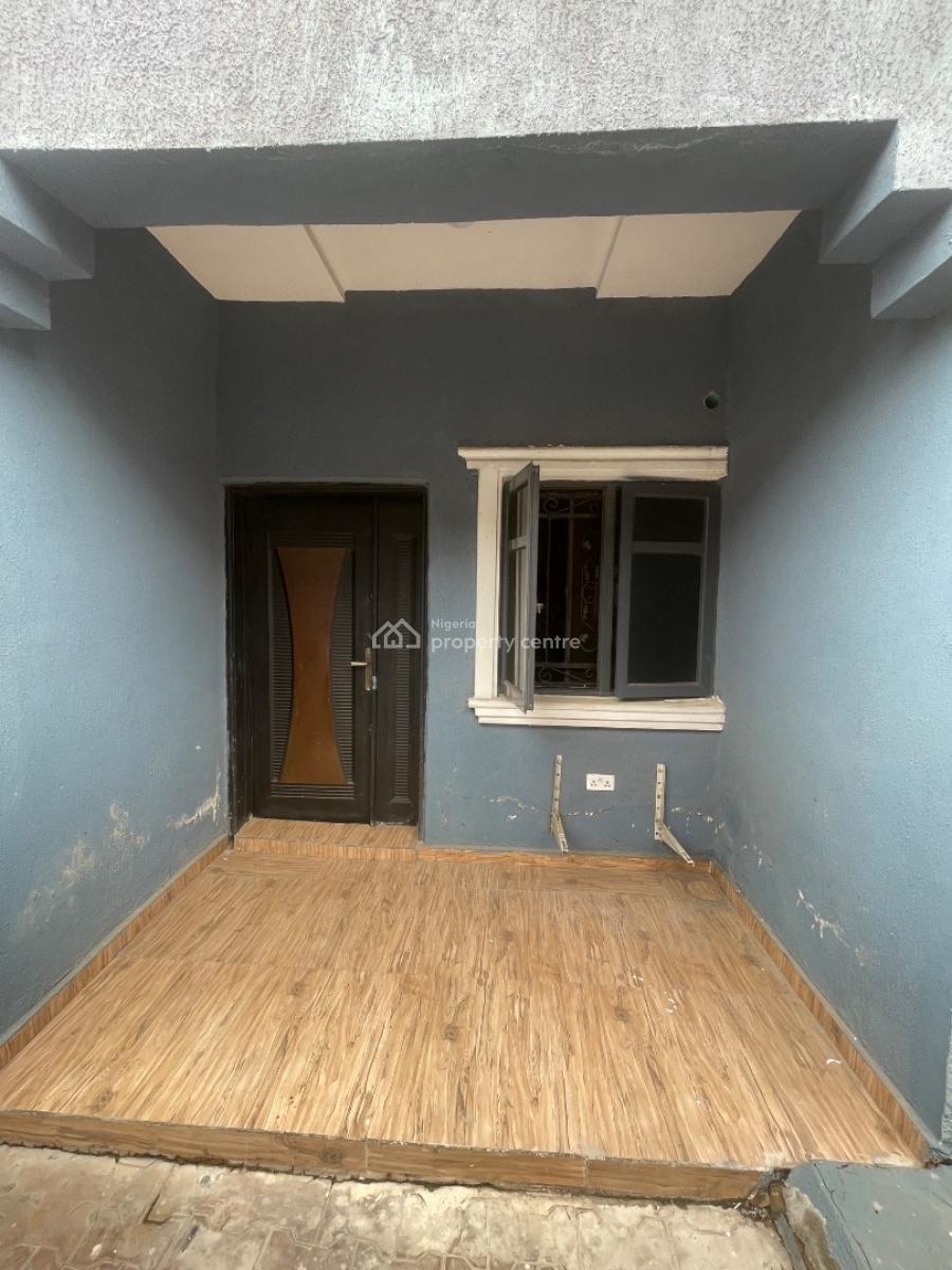 2 Bedrooms with All Rooms Ensuite, Gbagada, Lagos, Flat / Apartment for Rent