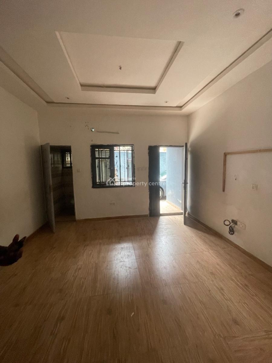 2 Bedrooms with All Rooms Ensuite, Gbagada, Lagos, Flat / Apartment for Rent