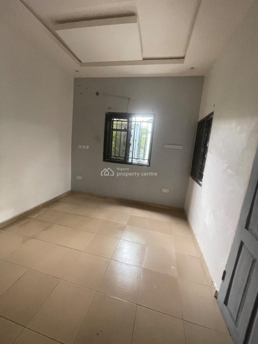 2 Bedrooms with All Rooms Ensuite, Gbagada, Lagos, Flat / Apartment for Rent