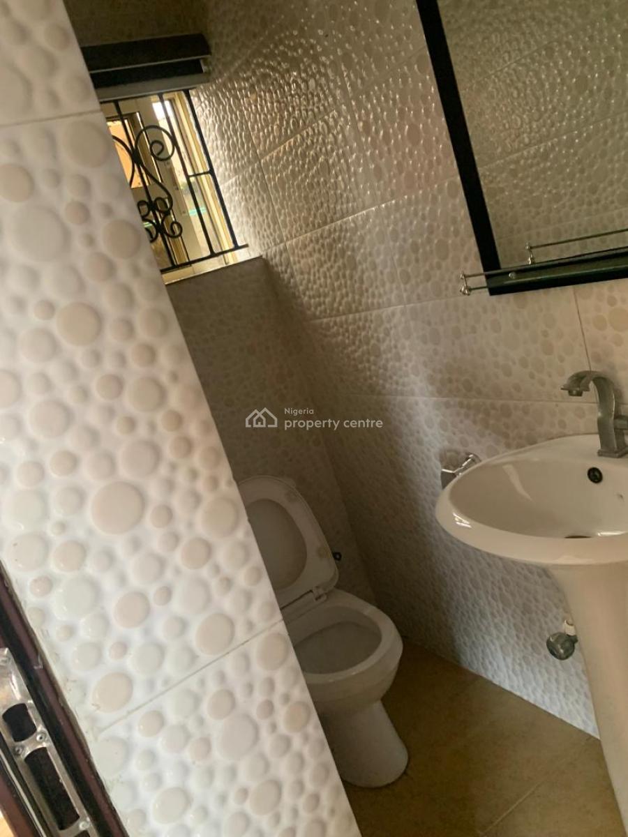 Neat and Spacious Miniflat in a Flood Free Estate, Agungi, Lekki, Lagos, Mini Flat (room and Parlour) for Rent