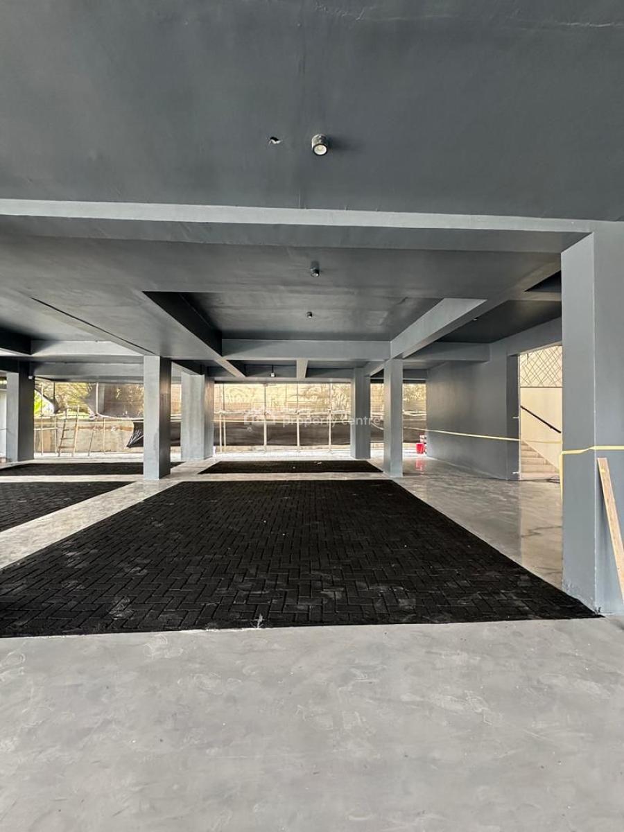 Serviced 2 Bedroom Penthouse with Bq Sitting on 400sqm, Lekki Phase 1, Lekki, Lagos, Block of Flats for Sale