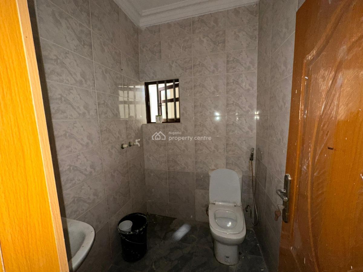 2 Bedroom Flat, Off International Airport Road Ajao Estate, Isolo, Lagos, Flat / Apartment for Rent