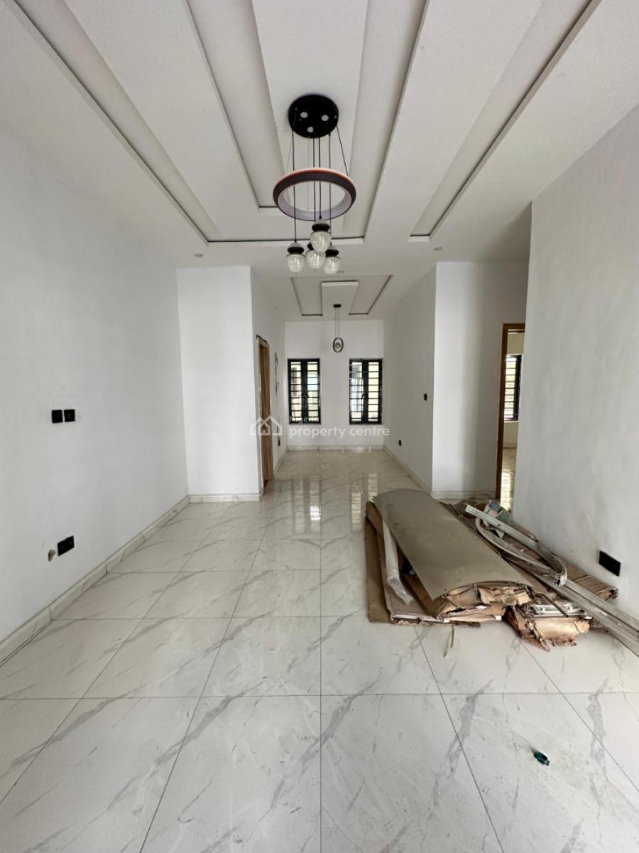 2 Bedroom Apartment, Mobil, Ilaje, Ajah, Lagos, Flat / Apartment for Sale