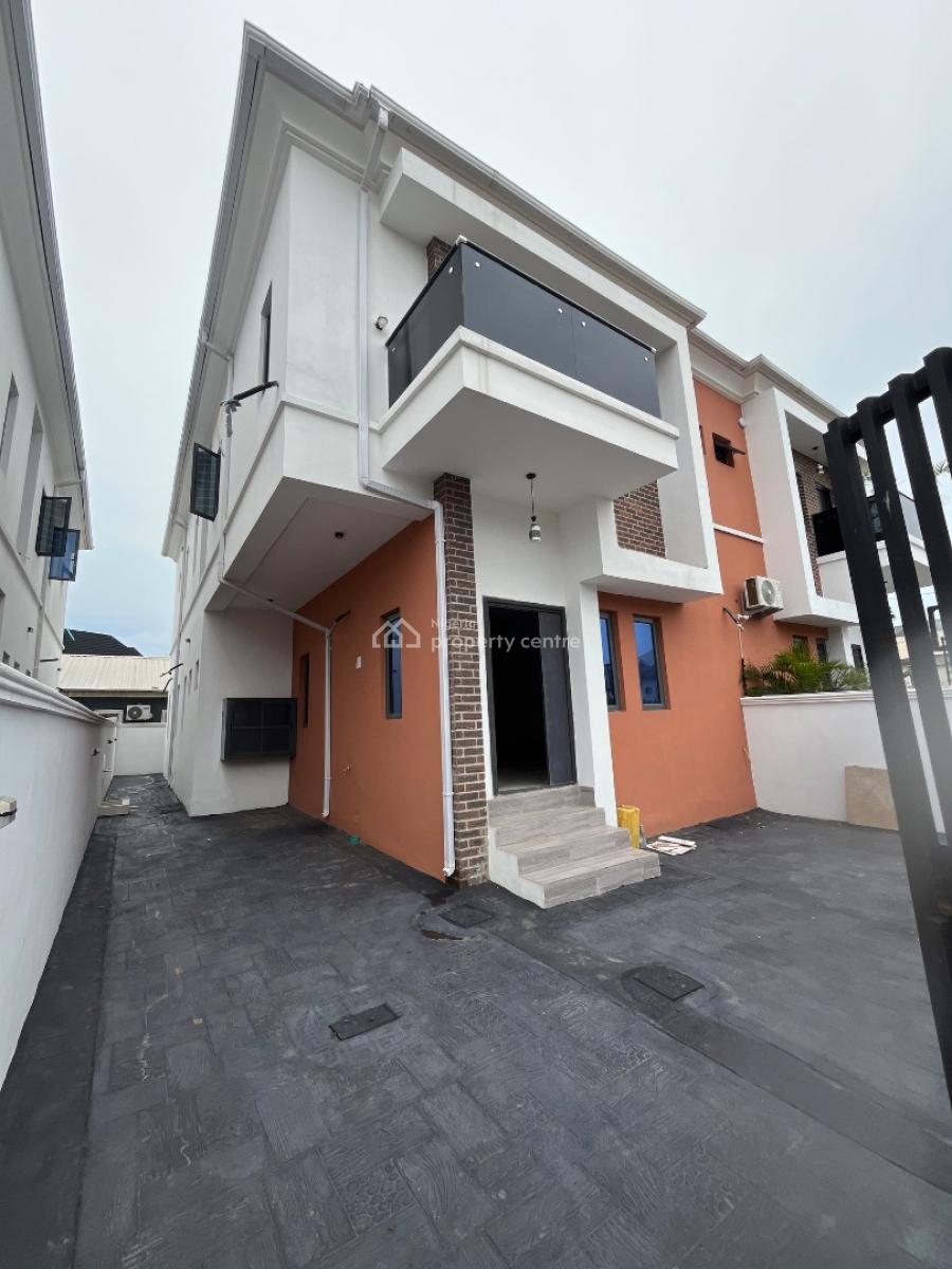 4 Bedroom Apartment, Surulere, Lagos, House for Sale