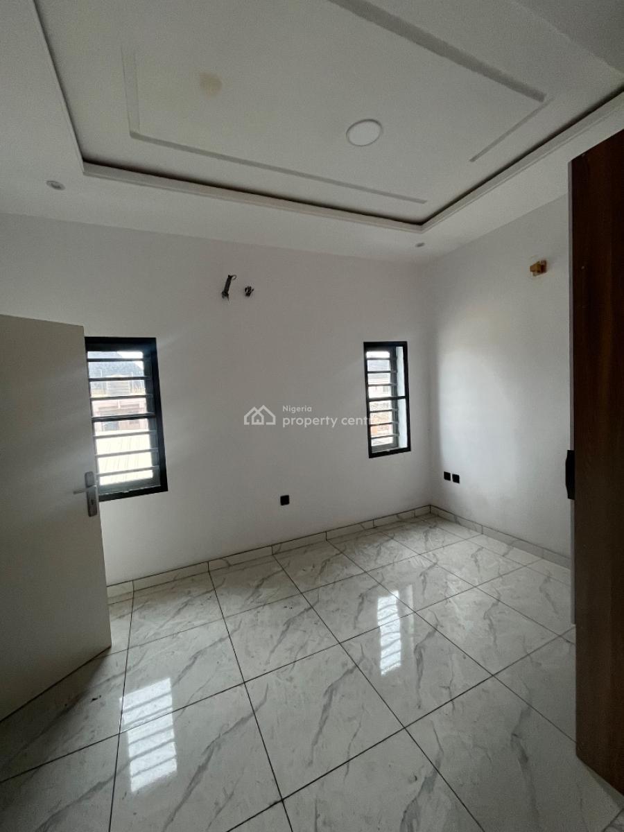 4 Bedroom Apartment, Surulere, Lagos, House for Sale