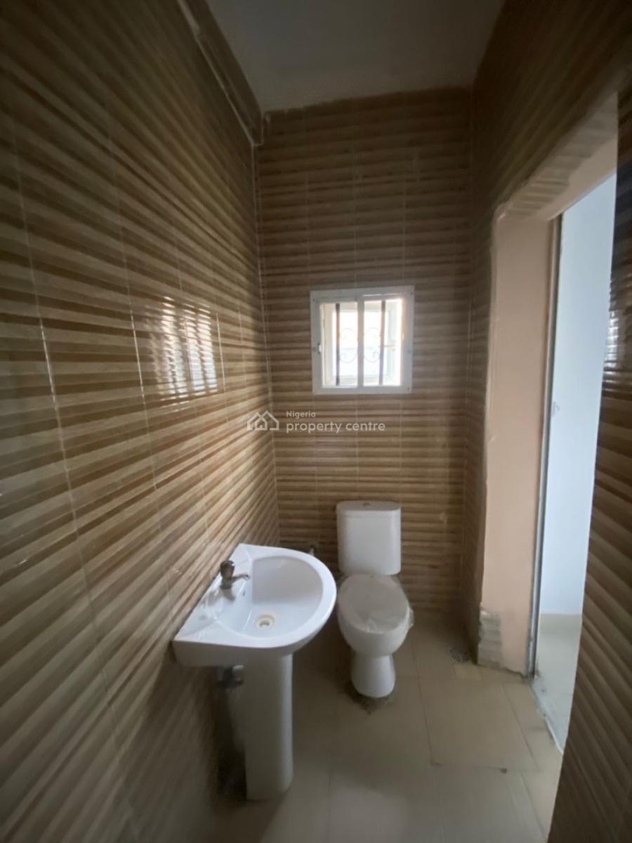 3 Bedroom Apartment, Atlantic View Estate New Road, Lekki, Lagos, Flat / Apartment for Rent