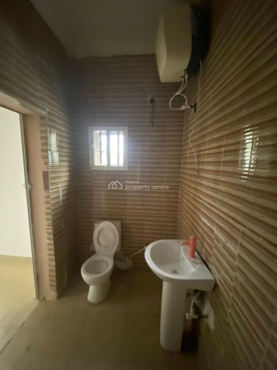3 Bedroom Apartment, Atlantic View Estate New Road, Lekki, Lagos, Flat / Apartment for Rent