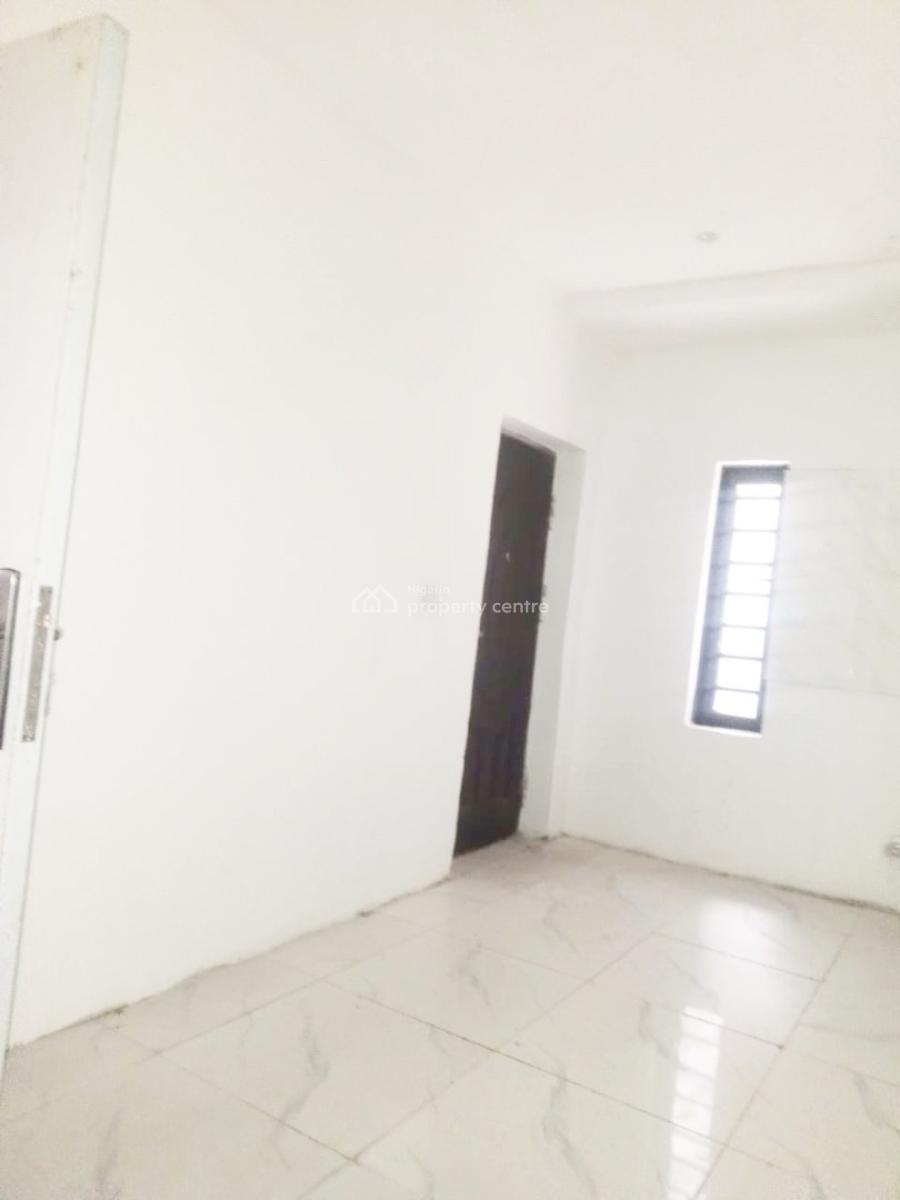 Newly Built Luxury 2 Bedroom Flat, Chevron Drive, Lekki, Lagos, Flat / Apartment for Rent