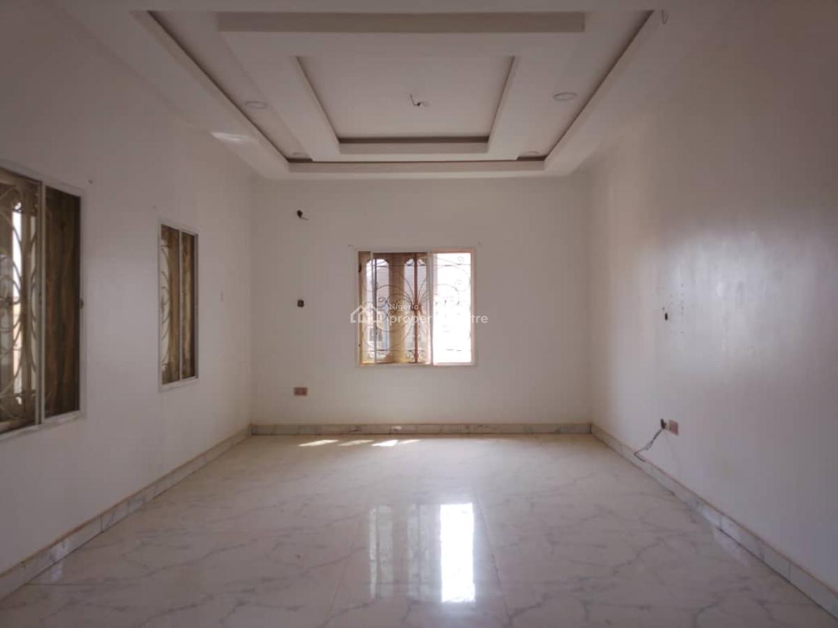 a Very Good Spacious 3 Bedroom Flat, Jahi, Abuja, Flat / Apartment for Rent