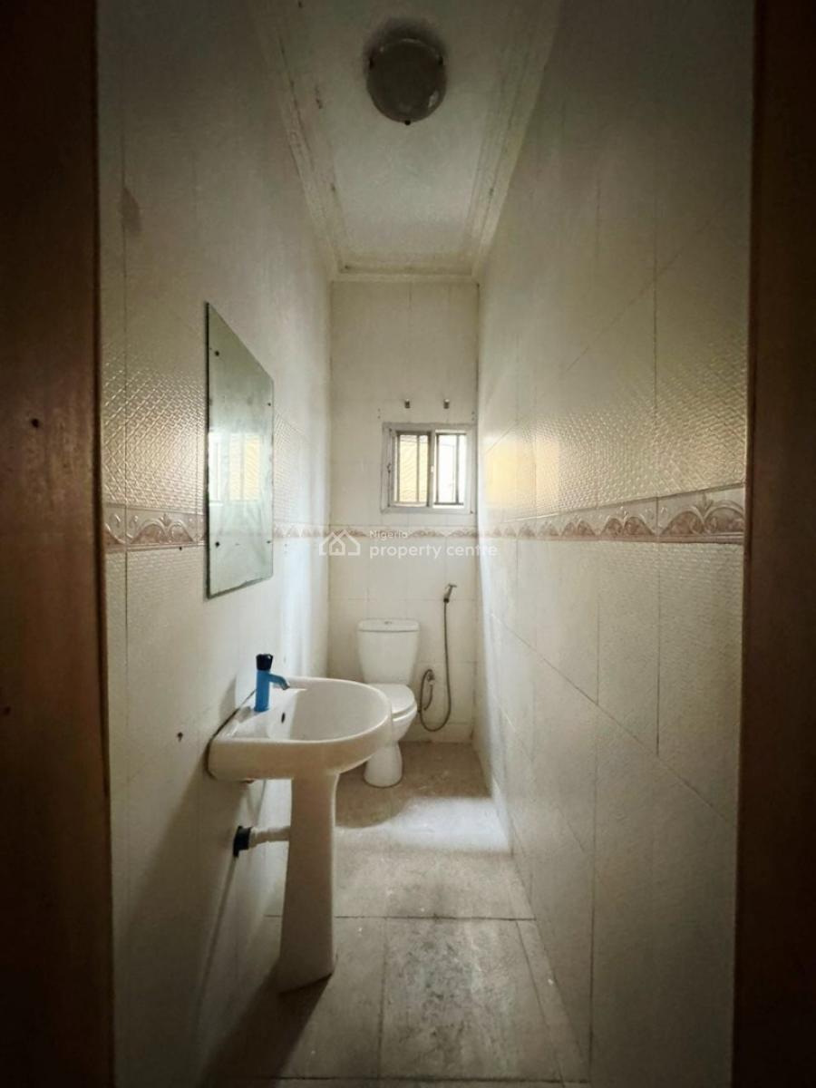 Massive 5 Bedroom Apartment, Lekki Phase 1, Lekki, Lagos, Flat / Apartment for Rent