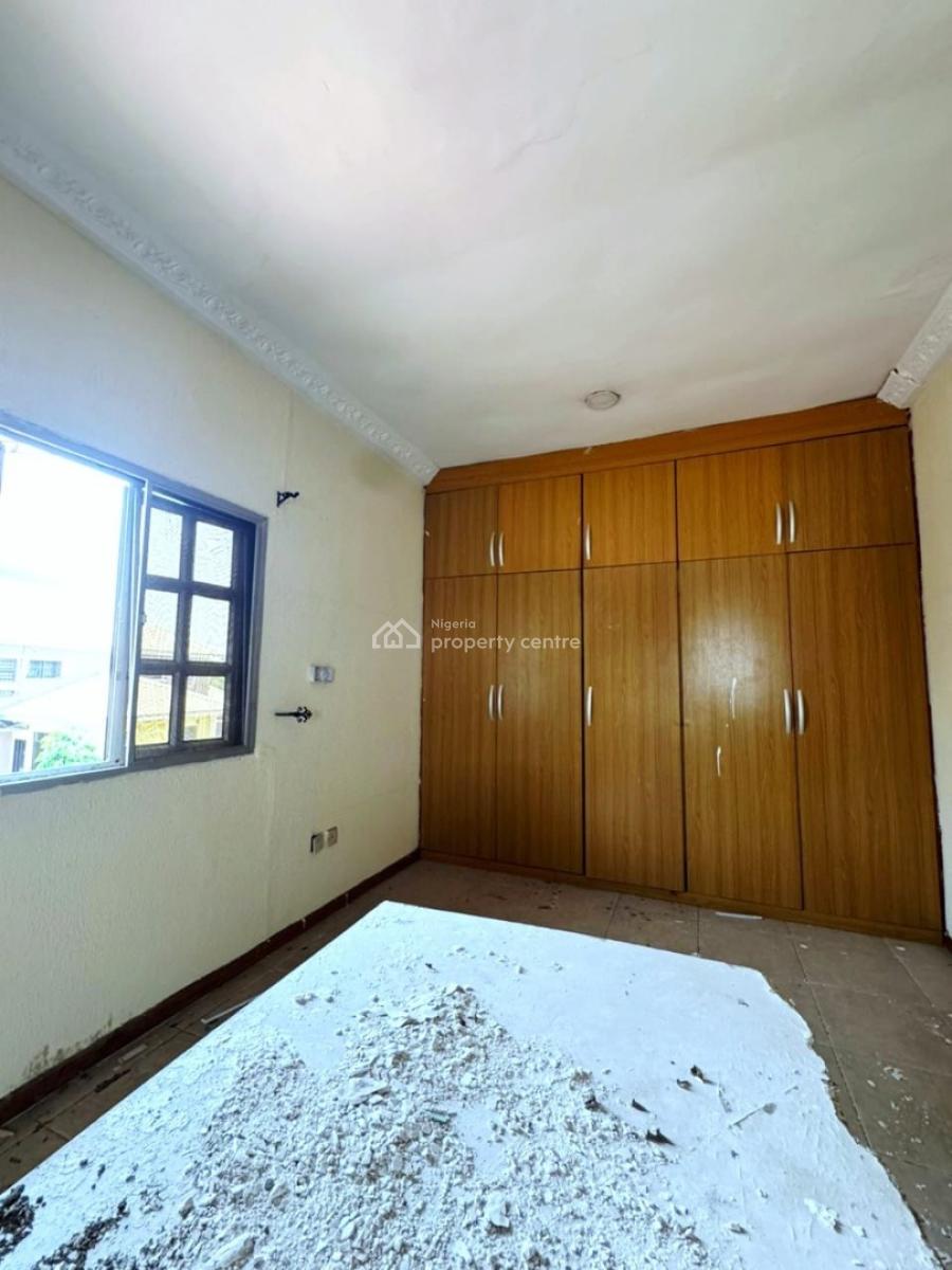 Massive 5 Bedroom Apartment, Lekki Phase 1, Lekki, Lagos, Flat / Apartment for Rent