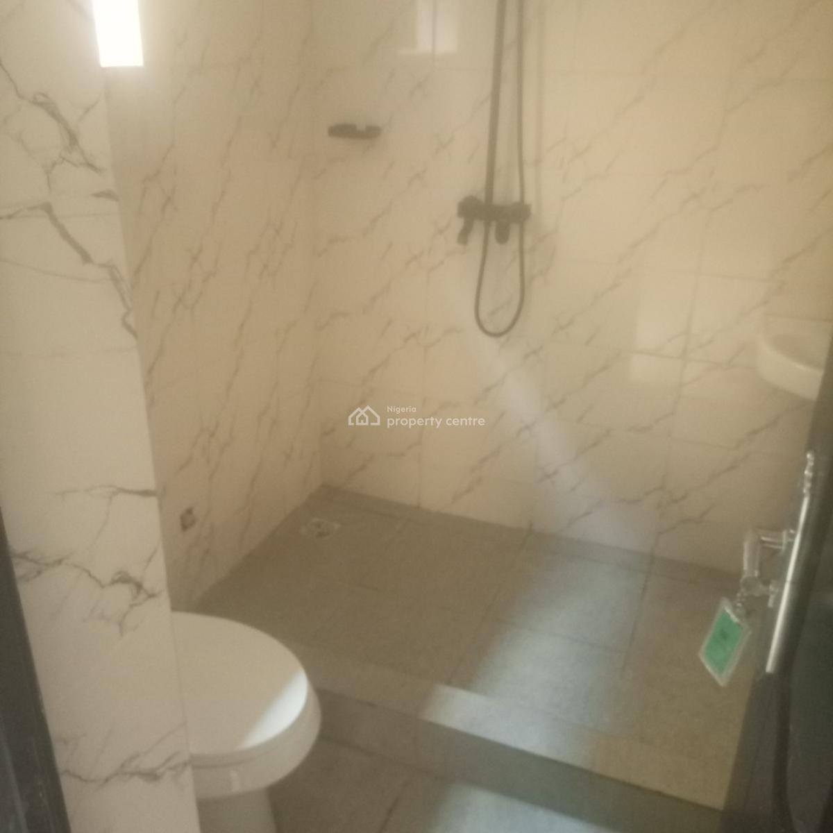 2 Bedroom Flat, Gaduwa By Gaat International School, Gaduwa, Abuja, Flat / Apartment for Rent