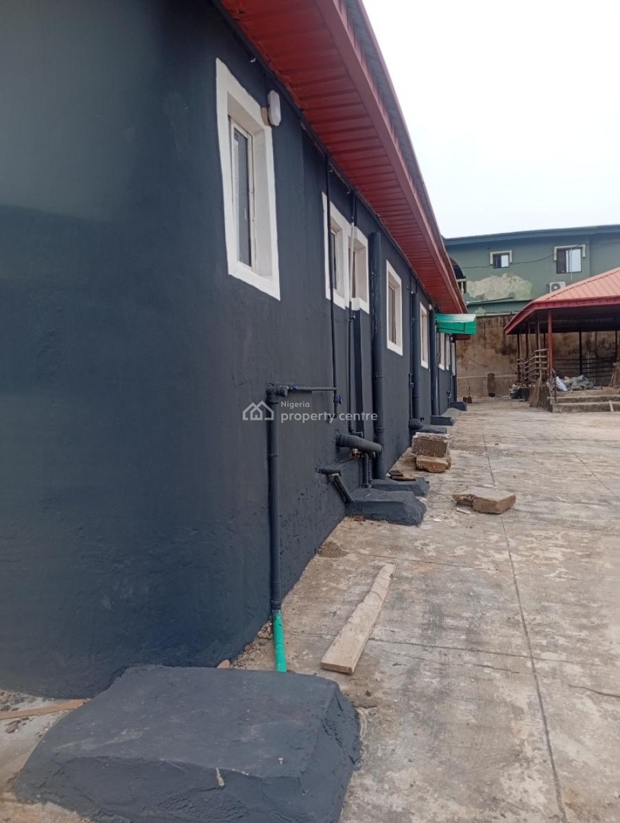 Executive Mini Flat, Cele Bus Stop Alagbole Via Ojodu Berger, Ojodu Berger, Ojodu, Lagos, Mini Flat (room and Parlour) for Rent