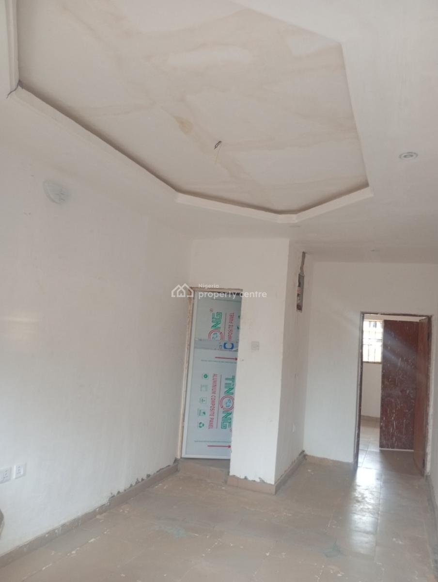 Executive Mini Flat, Cele Bus Stop Alagbole Via Ojodu Berger, Ojodu Berger, Ojodu, Lagos, Mini Flat (room and Parlour) for Rent