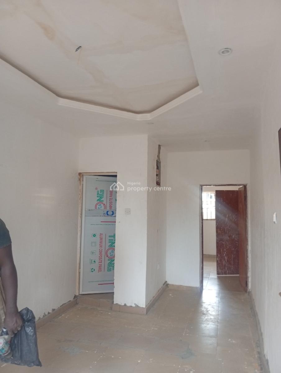 Executive Mini Flat, Cele Bus Stop Alagbole Via Ojodu Berger, Ojodu Berger, Ojodu, Lagos, Mini Flat (room and Parlour) for Rent