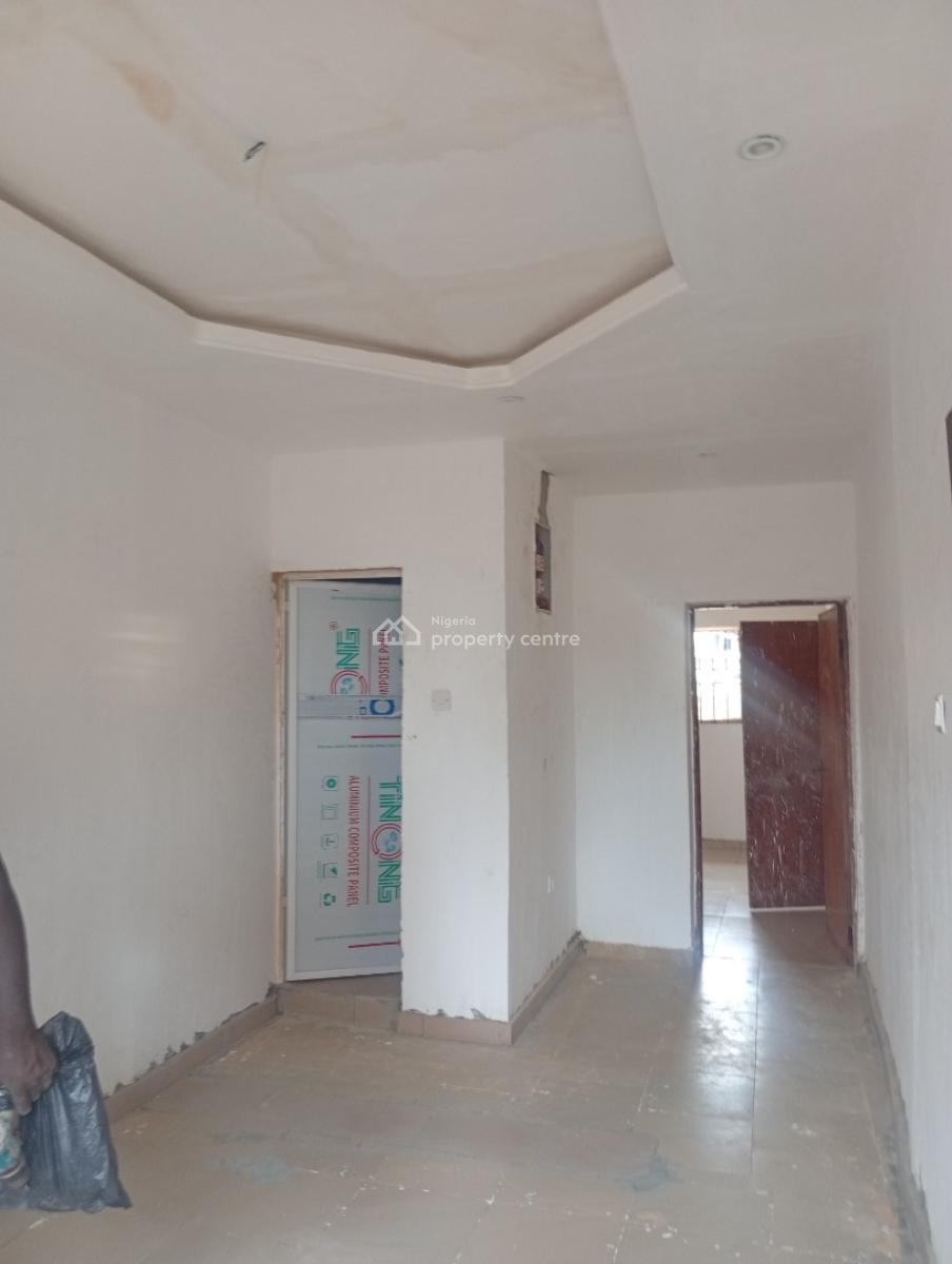 Executive Mini Flat, Cele Bus Stop Alagbole Via Ojodu Berger, Ojodu Berger, Ojodu, Lagos, Mini Flat (room and Parlour) for Rent