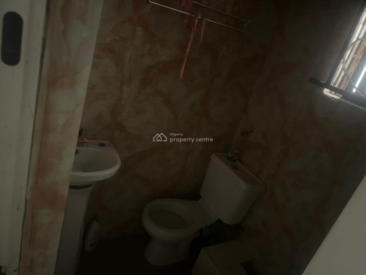 2 Bedroom Apartment, Lekki Phase 1, Lekki, Lagos, Flat / Apartment for Rent