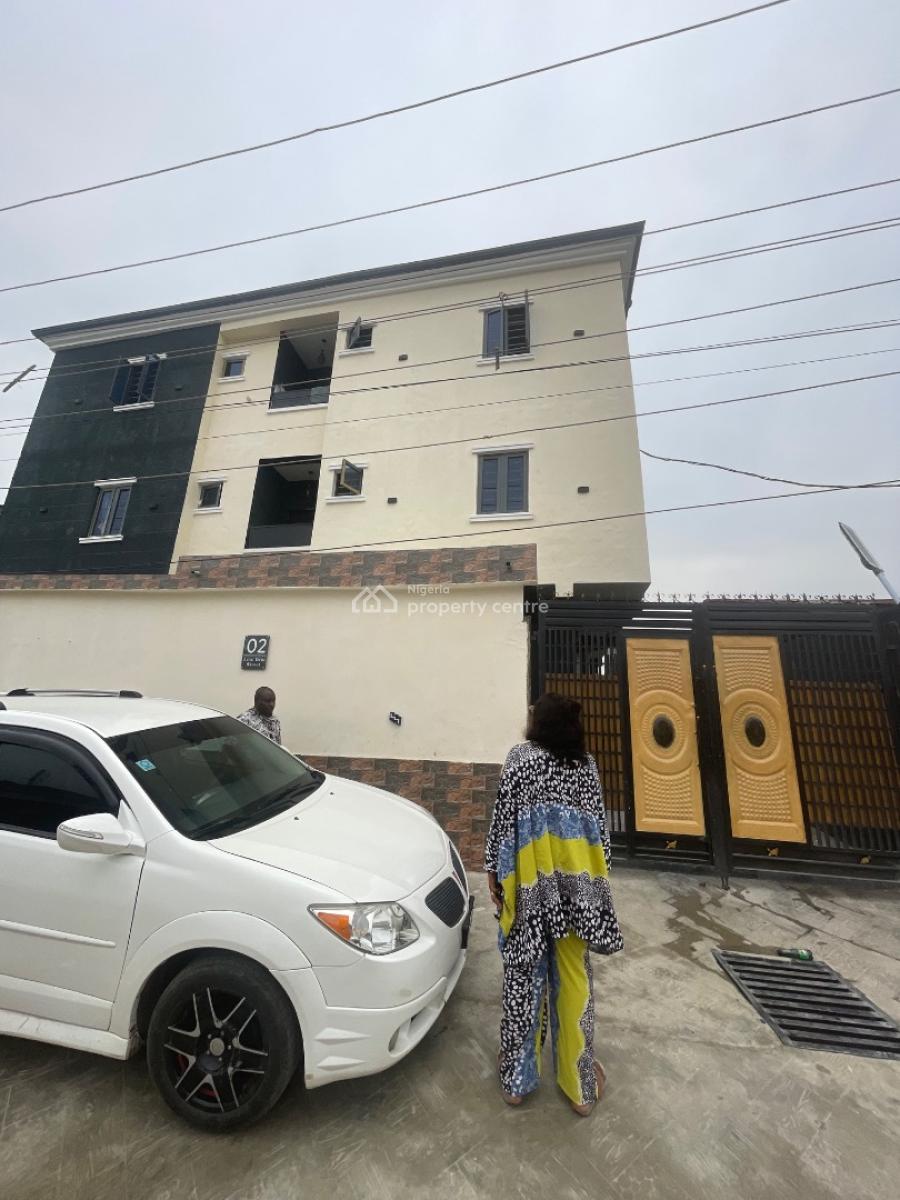 Newly Built 2 Bedroom, Gbagada, Lagos, Flat / Apartment for Rent