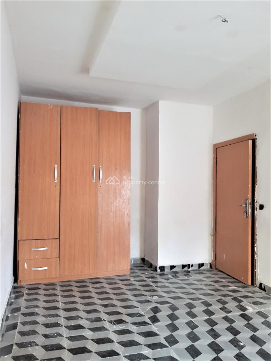 2 Bedroom Flat in a Serene and Secured Neighbourhood, Ground Floor, Ikota, Lekki, Lagos, Flat / Apartment for Rent