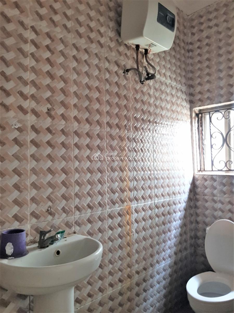 2 Bedroom Flat in a Serene and Secured Neighbourhood, Ground Floor, Ikota, Lekki, Lagos, Flat / Apartment for Rent