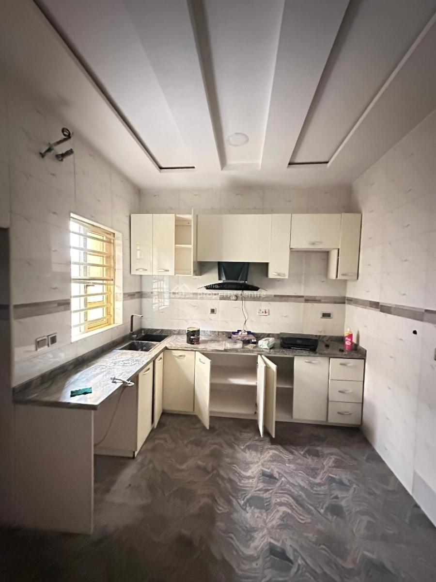 2 Bedroom Apartment, Chevron Drive, Lekki, Lagos, Flat / Apartment for Rent