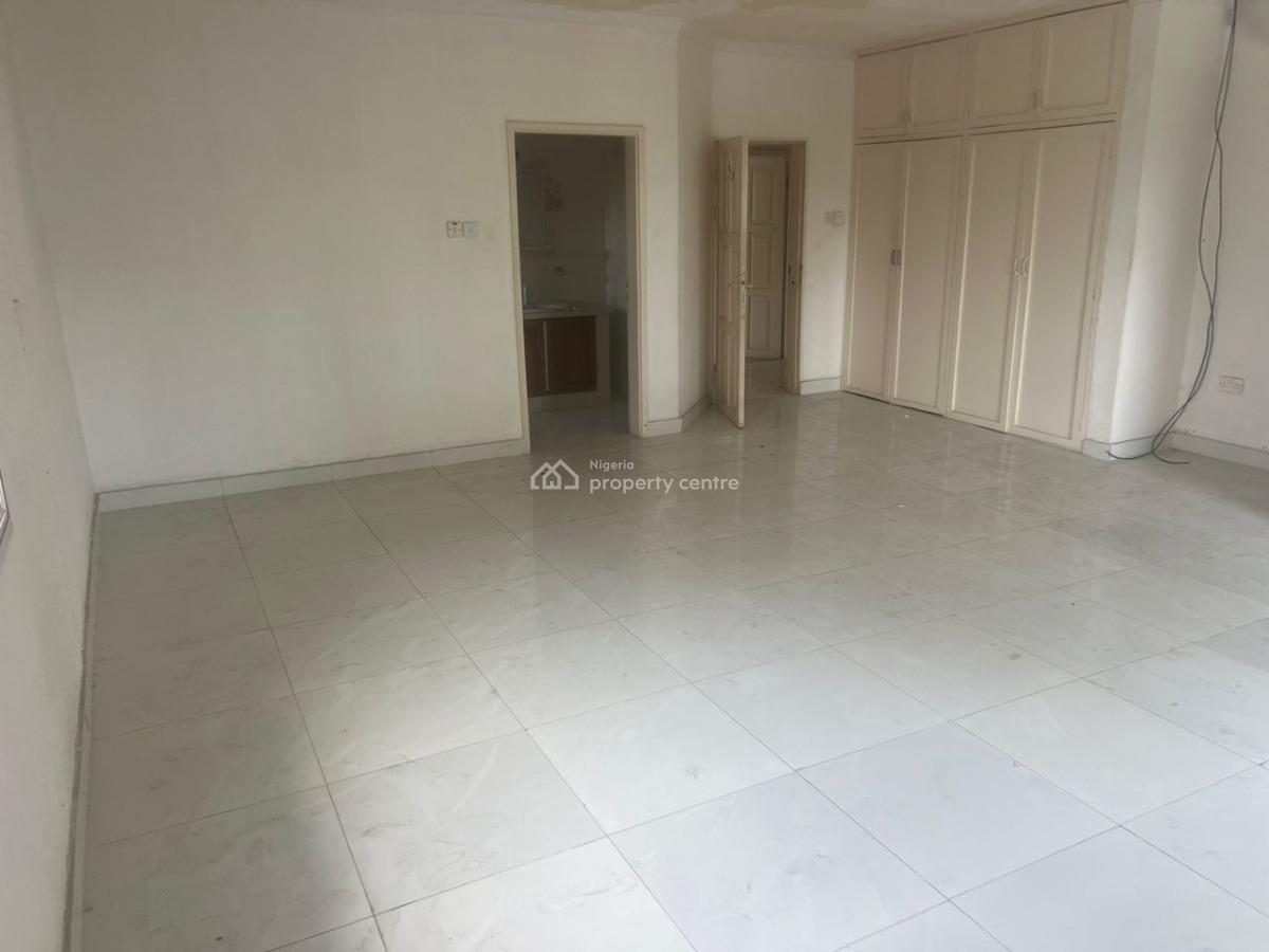 Very Spacious 4 Bedroom Penthouse with Bq, Lekki Phase 1, Lekki, Lagos, House for Rent