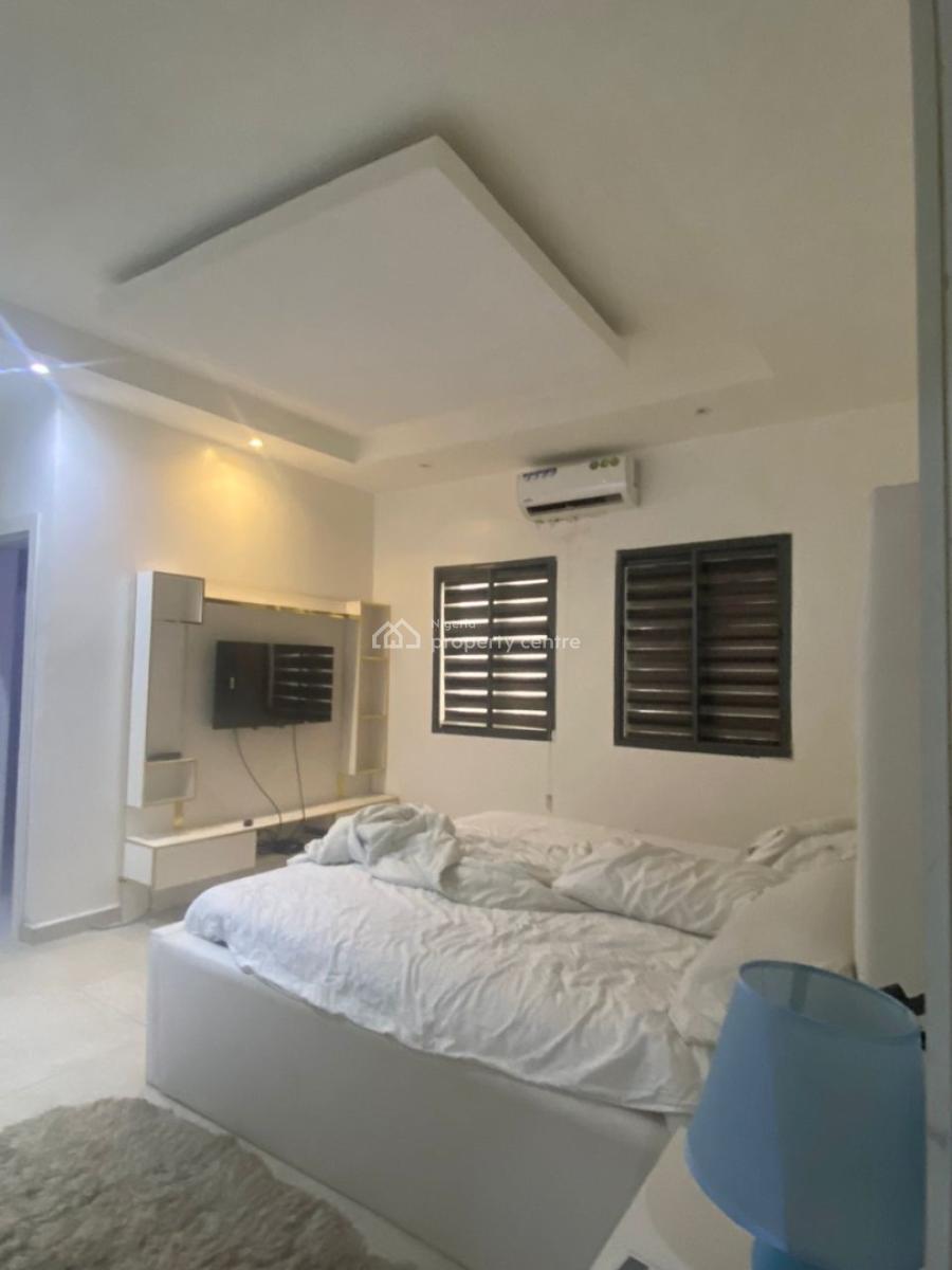 Fully Furnished 3 Bedroom Maisonette, Off Freedom Way, Lekki Phase 1, Lekki, Lagos, Flat / Apartment for Rent
