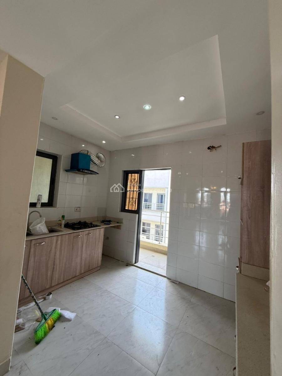 Newly 2 Bedroom Apartment with a Pool & Gym, Ikate, Lekki, Lagos, Flat / Apartment for Rent