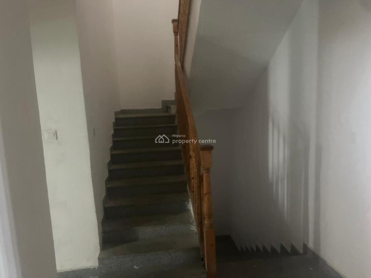 Self Compound 5 Bedroom Terrace Duplex with Bq and Security House, Lekki Phase 1, Lekki, Lagos, Semi-detached Duplex for Rent