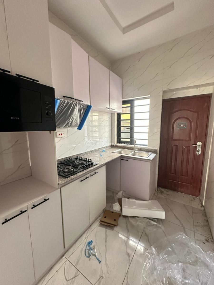 3 Bedroom Terrace, Mobil, Ilaje, Ajah, Lagos, Flat / Apartment for Sale