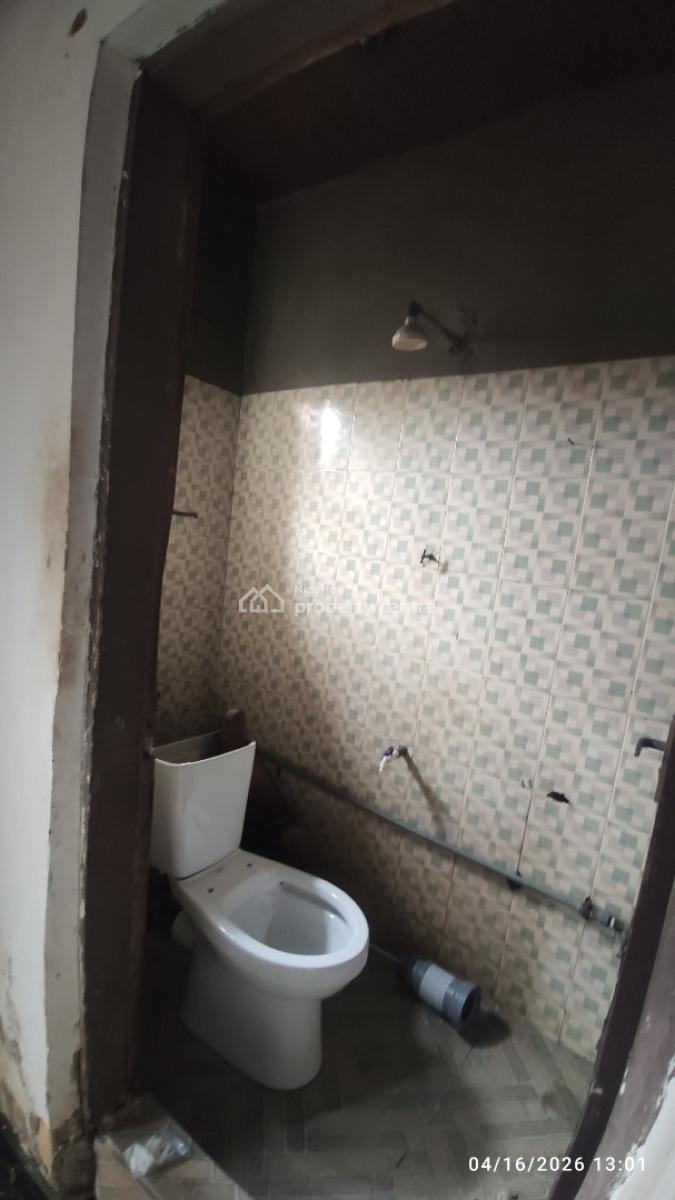 Spacious Room Self Contained, Makoko, Yaba, Lagos, Self Contain (single Rooms) for Rent