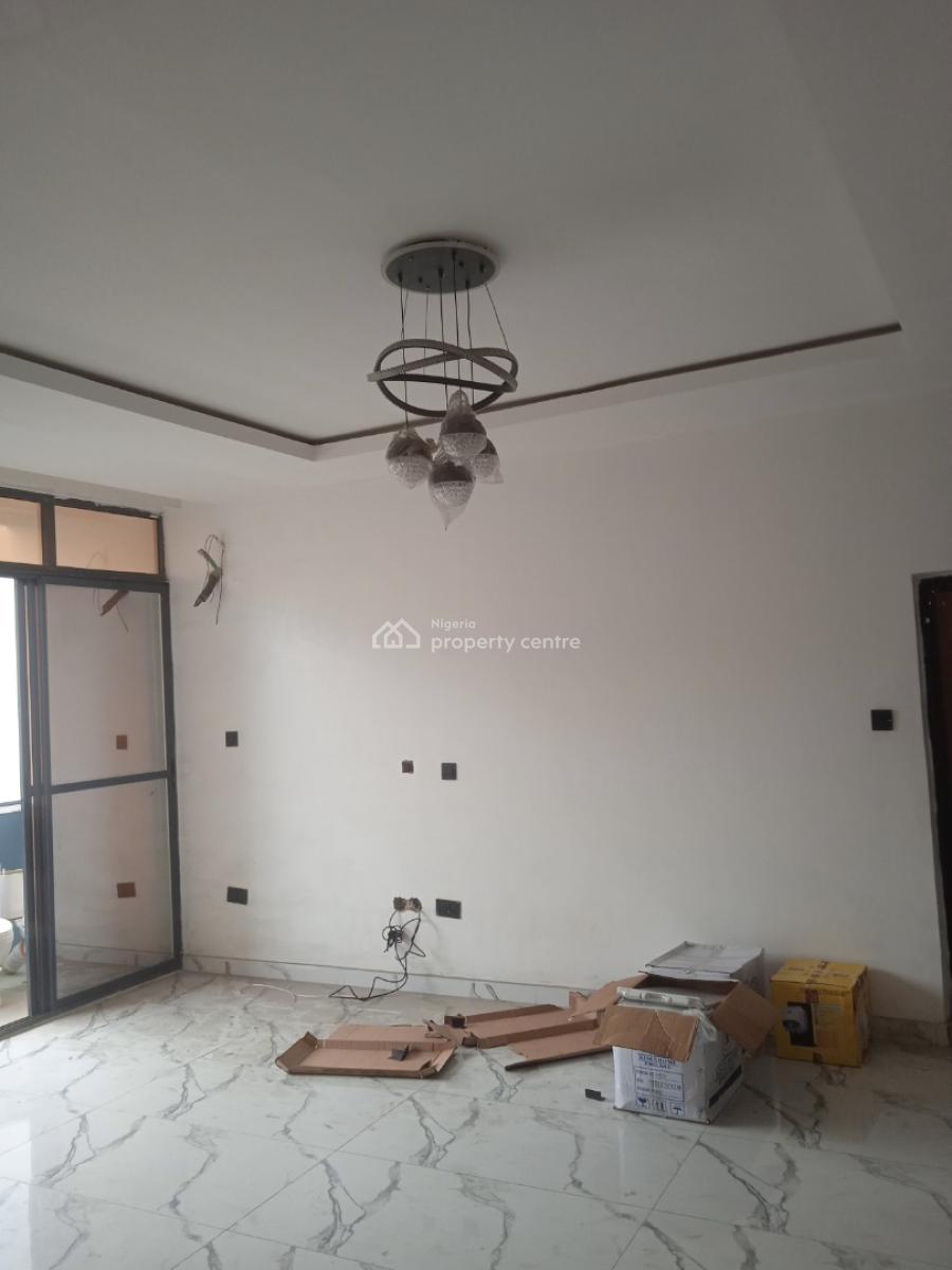 Serviced Brand New 2 Bedroom Apartment, First Floor, Lekki Phase 1, Lekki, Lagos, Flat / Apartment for Rent
