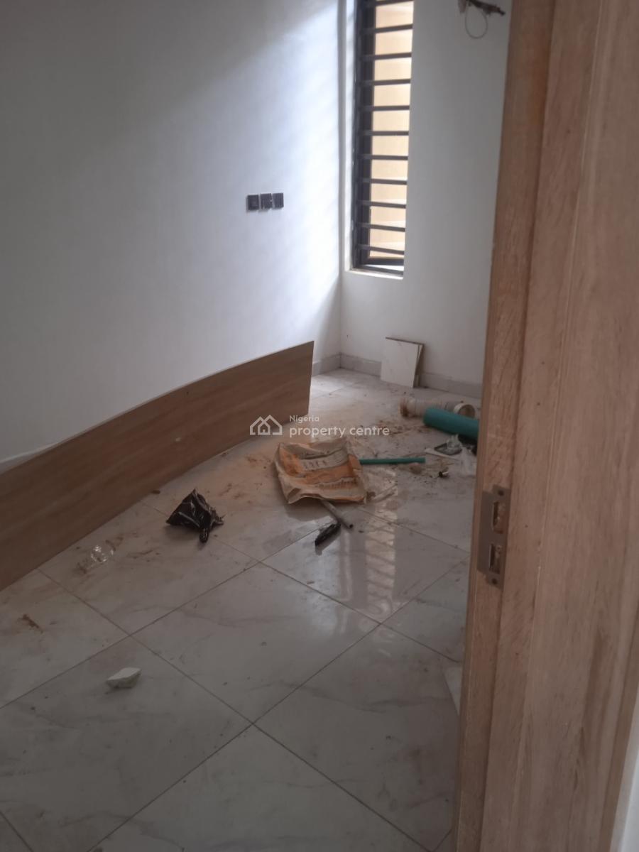 Serviced Brand New 2 Bedroom Apartment, First Floor, Lekki Phase 1, Lekki, Lagos, Flat / Apartment for Rent
