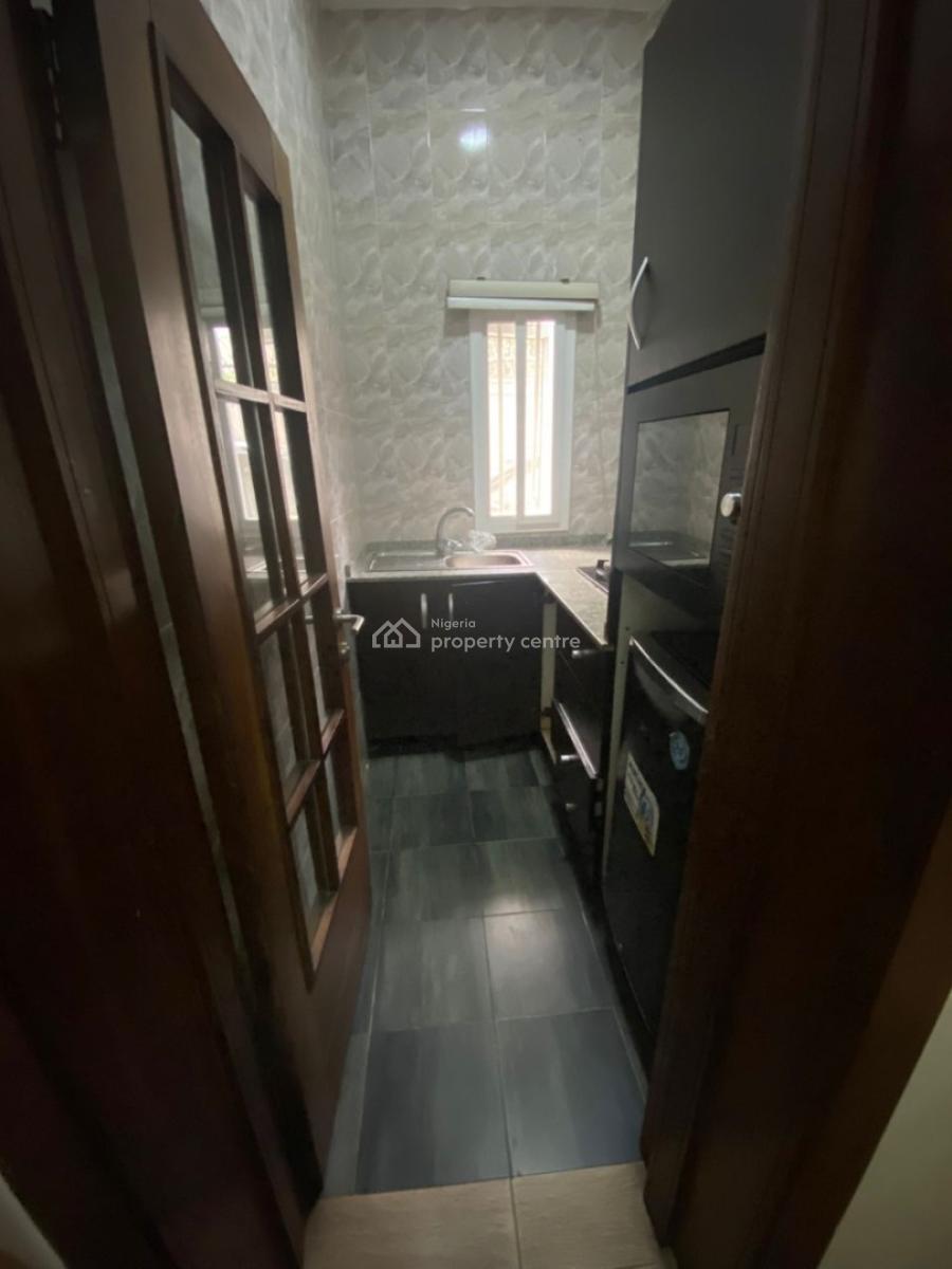 Luxury 1 Bedroom with 247 Electricity, Off Admiralty Way, Lekki Phase 1, Lekki, Lagos, Mini Flat (room and Parlour) for Rent