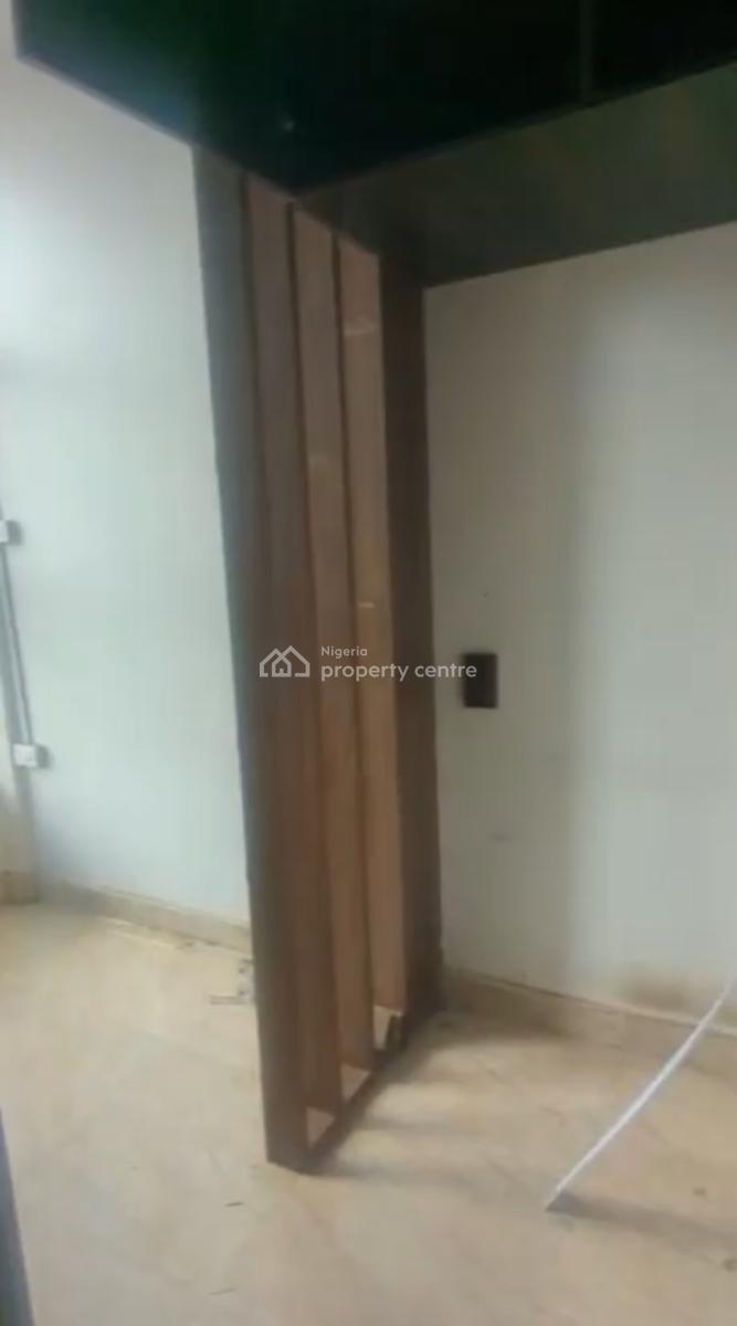 Strategic 35sqm Shop/office Space, Gwarinpa, Abuja, Plaza / Complex / Mall for Rent