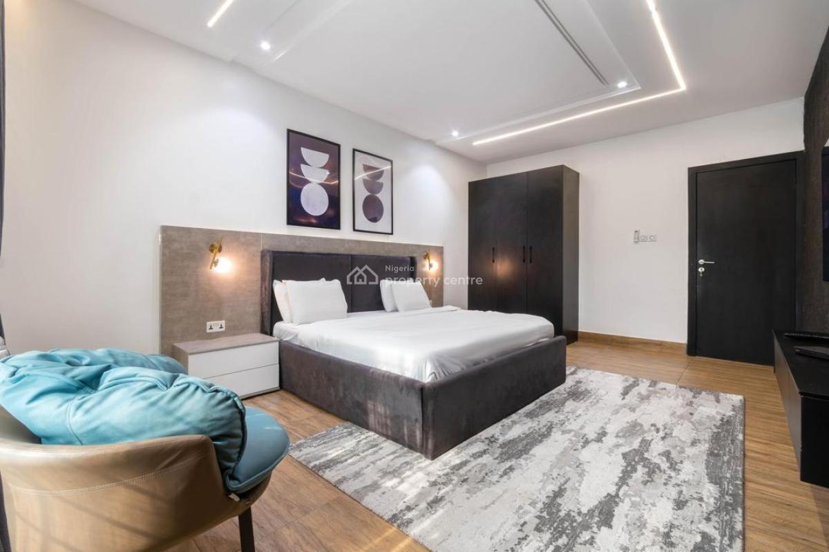 Newly Furnished 3 Bedroom with Swimming Pool, Off Wole Olateju Cresc, Lekki Phase 1, Lekki, Lagos, Flat / Apartment Short Let