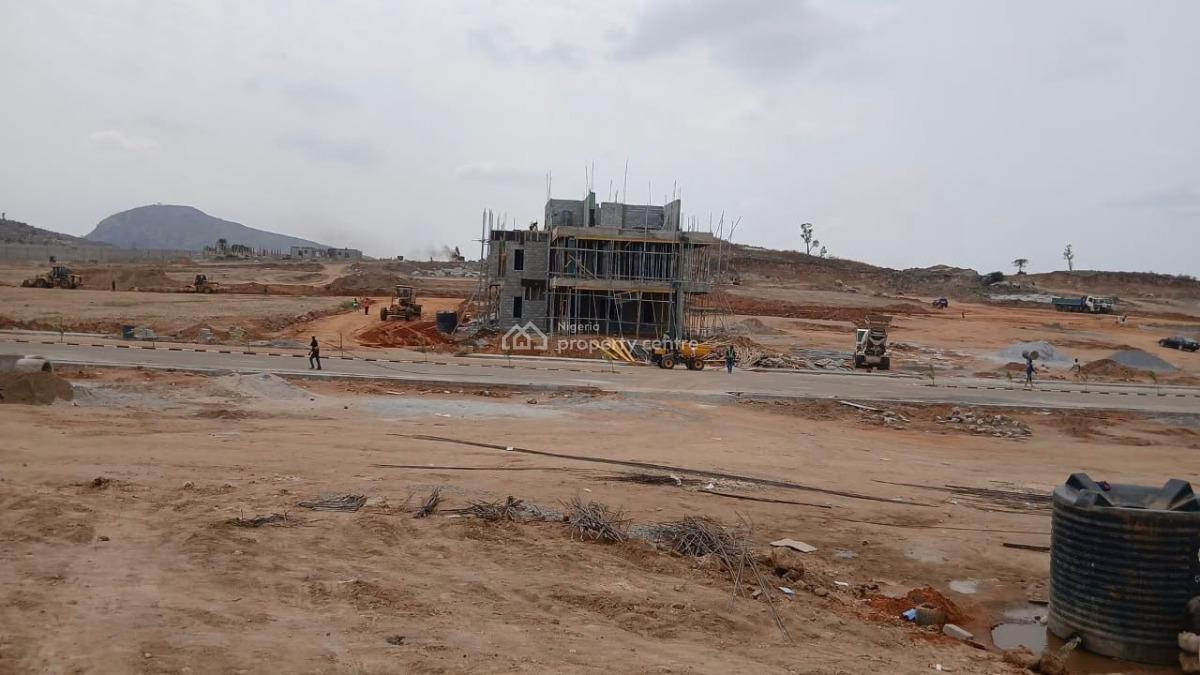 Get a 250sqm 4 Bedroom Plot, Before Centenary City, Sabon Lugbe, Lugbe District, Abuja, Residential Land for Sale