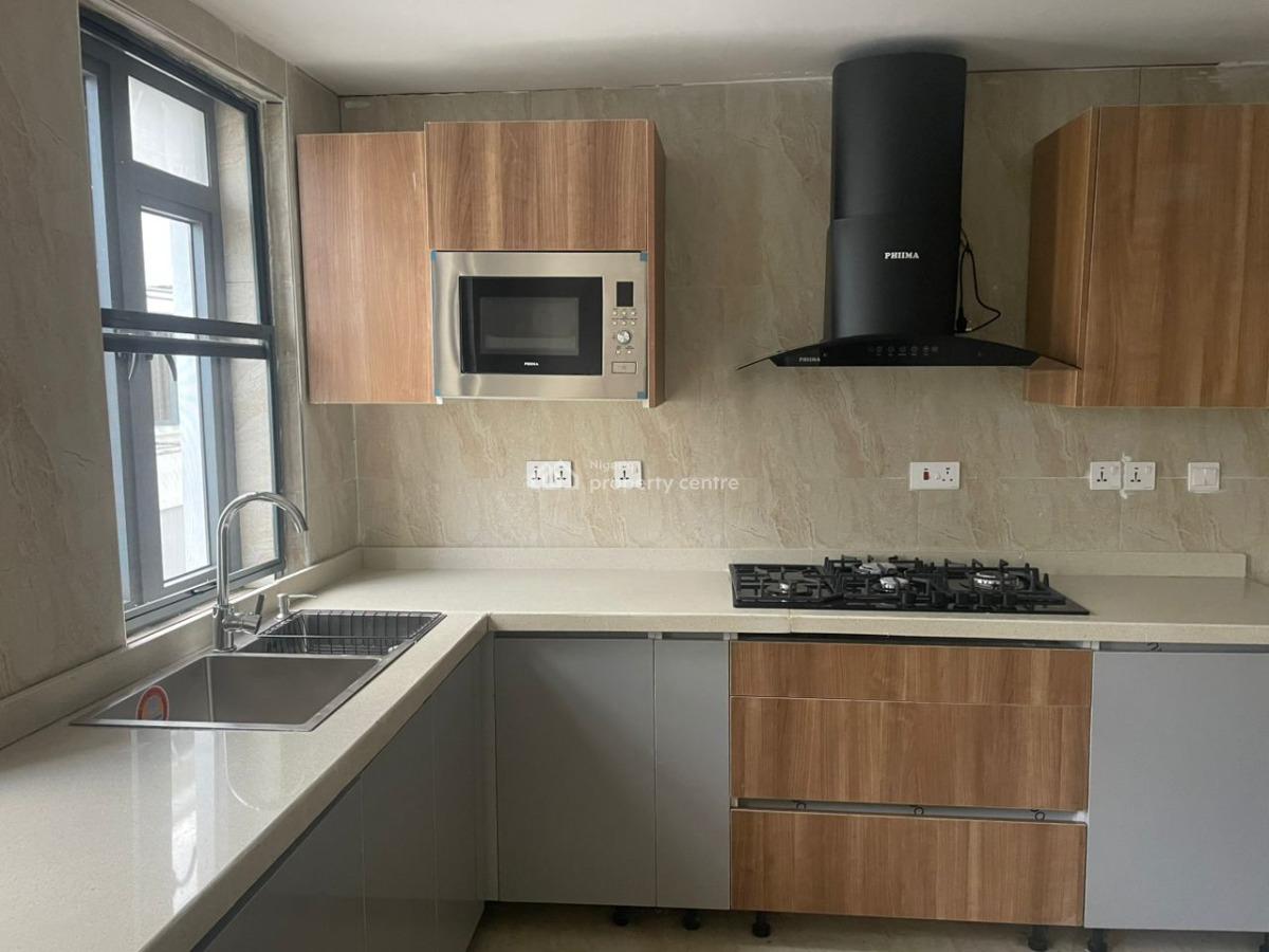 Luxury Units of 3 Bedroom Apartment, Lekki Phase 1, Lekki, Lagos, Flat / Apartment for Sale